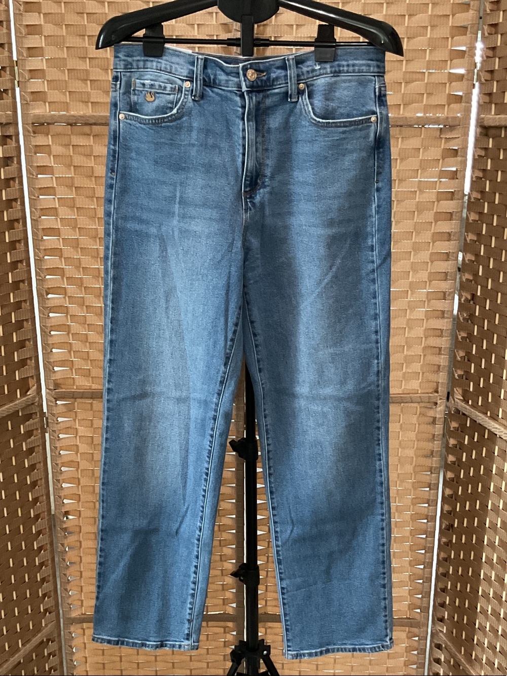 Gloria Vanderbilt Straight-Leg Medium Blue Jeans